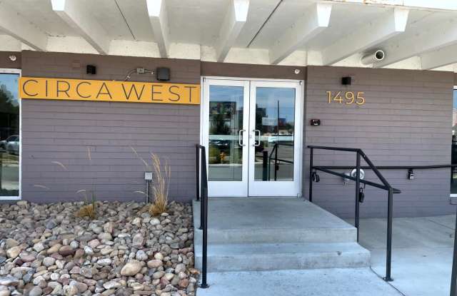 Cozy, Studio , 1 Bath Unit (Available Immediately) - 1495 Vrain Street, Denver, CO 80204