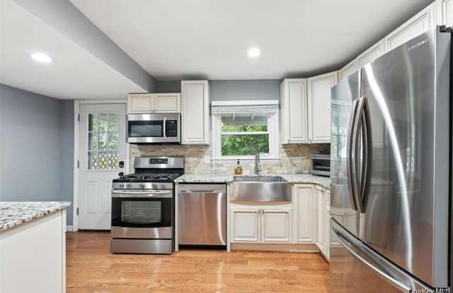 8 W Broadway photos photos