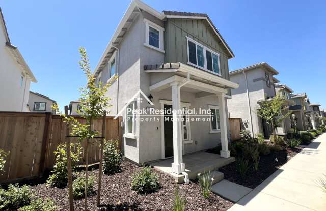 Updated 3bd/2ba Roseville Home! photos photos