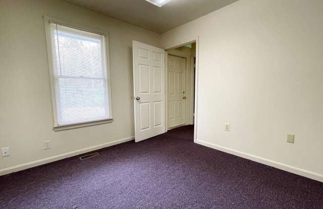 2301 W MOUNT HARMONY Road Gallery 4