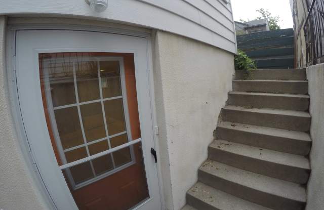 2306 East Sunnyside Avenue Gallery 2