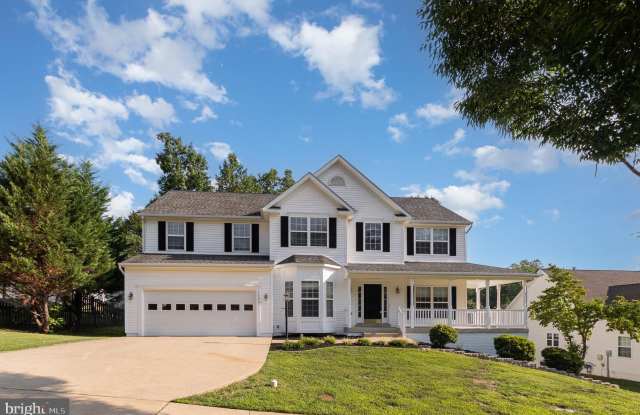 1203 CENTURY OAK Drive Gallery 1