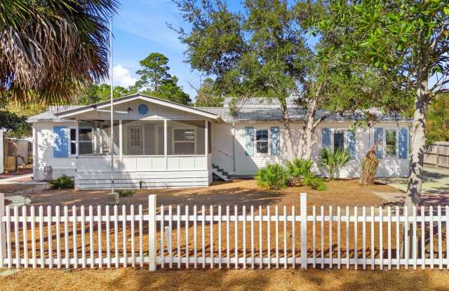 215 Lee Place photos photos