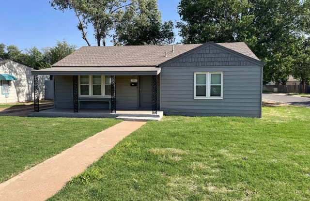 3502 30th St - 3502 30th Street, Lubbock, TX 79410