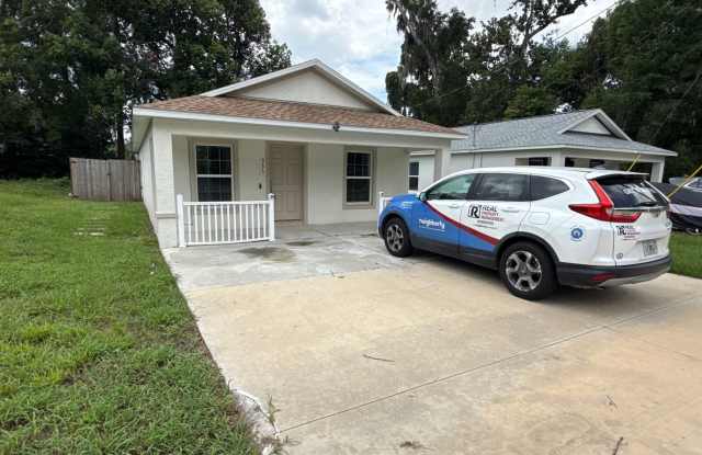 ***COMING SOON *** Modern Open-Concept Home Near I-75 & Downtown Ocala AVAILABLE SEPTEMBER 1 photos photos