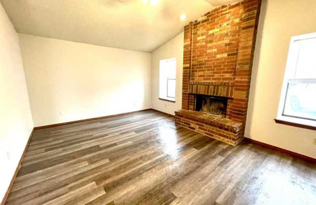 412 Railhead Loop Gallery 3