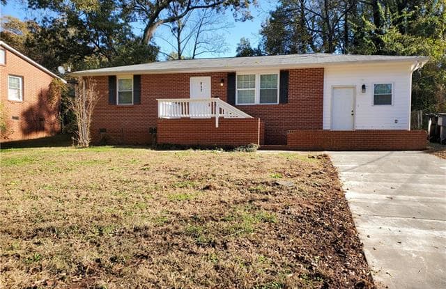817 September Lane - 817 September Lane, Charlotte, NC 28208