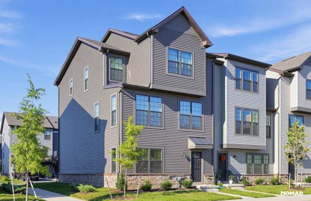 Spacious 4BR Townhome in Middletown Gallery 3