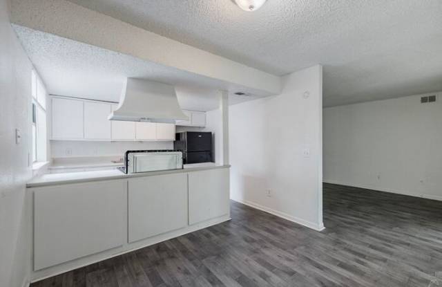 3110 Godby Road photos photos