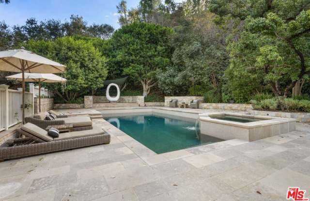 7692 Woodrow Wilson Dr - 7692 Woodrow Wilson Drive, Los Angeles, CA 90046