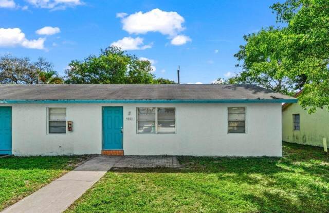 4863 Gulfstream Road photos photos