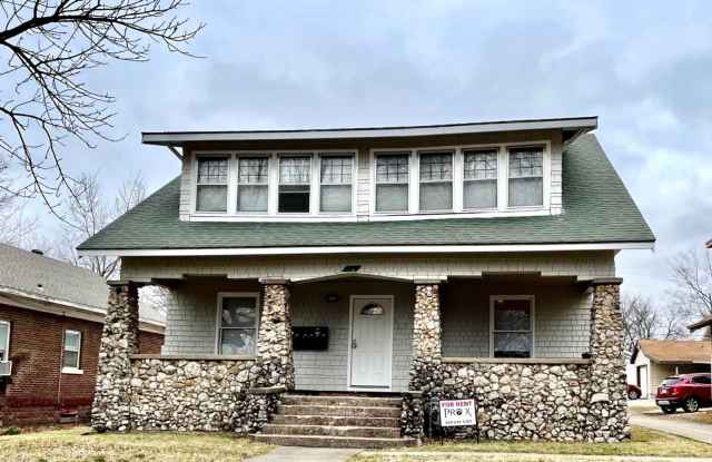 110 W. Lindburg photos photos