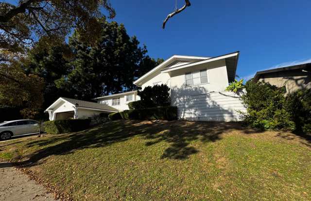 SPACIOUS 3 BEDROOM 2.5 BATH IN THE HEART OF LOS FELIZ photos photos