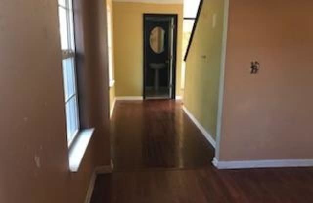 9046 Glenashley Drive Gallery 4