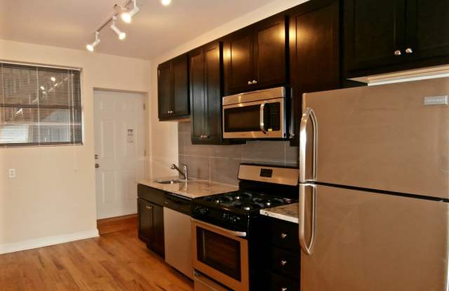 6703 N Clark St photos photos 6703 N Clark St photos photos