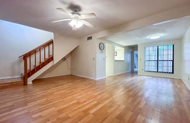 Spacious 3/3 in Rockwood Villas Gallery 4