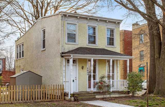 2923 W. Grace Street Gallery 2