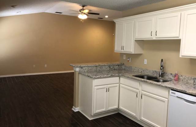 2923 Golden Pond Gallery 4