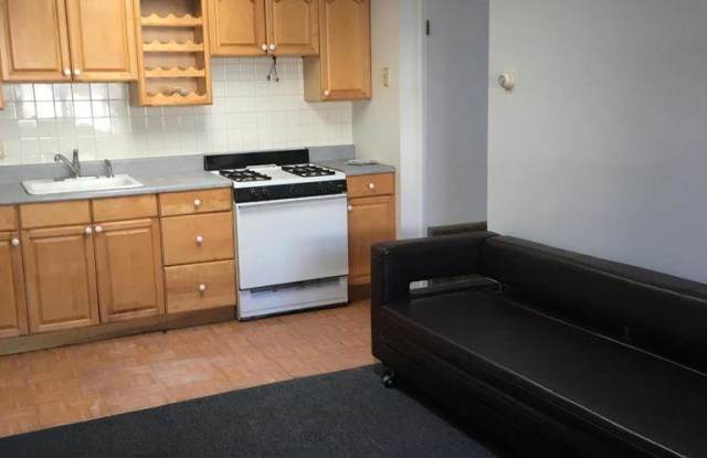 6319 Amboy Road Gallery 3