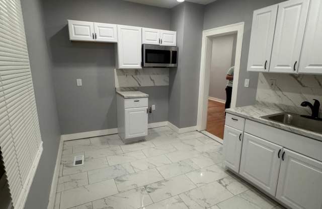 596 Ferry Street - 1 - 596 Ferry Street, New Haven, CT 06513 596 Ferry Street - 1 - 596 Ferry Street, New Haven, CT 06513