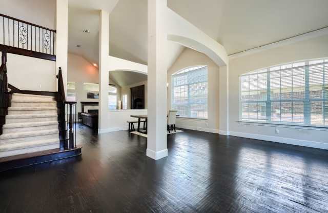 10510 Toffenham Drive Gallery 4