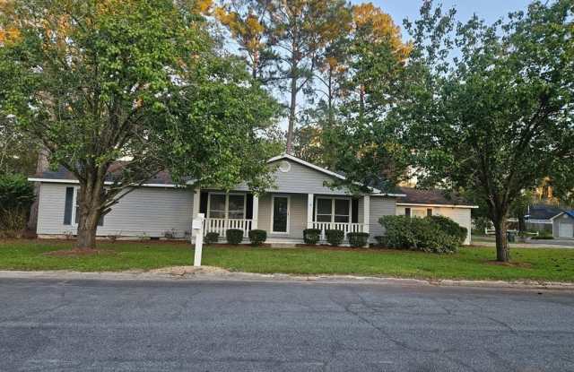 1308 Forest Way - 1308 Forest Way, Nashville, GA 31639 1308 Forest Way - 1308 Forest Way, Nashville, GA 31639