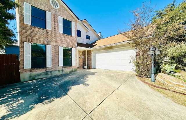 A Stunning 3-Bedroom 2.5-Bath 2 Storey Home with Spacious Layout and Backyard Oasis! - 11630 Bridge Hampton, San Antonio, TX 78251