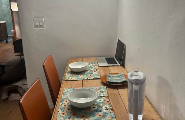 142 Duran Street Unit 1 - Historic Guadalupe *Offered furnished* Gallery 4