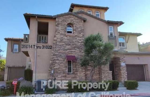 31018 Strawberry Tree Ln photos photos