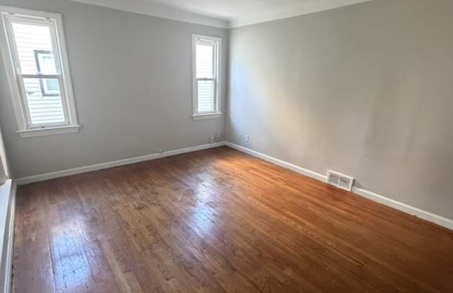 18424 Maple Heights Boulevard Gallery 2