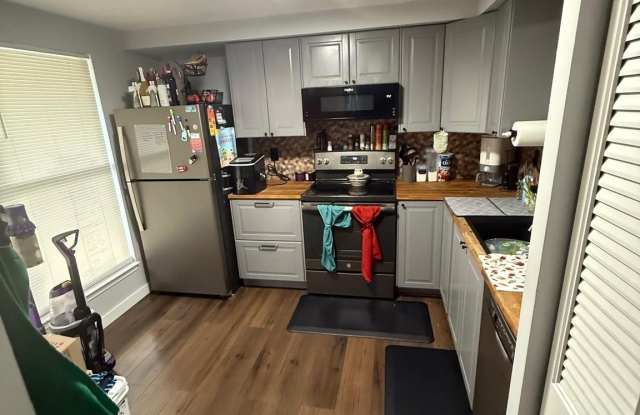 508 RIGGS Court Gallery 4