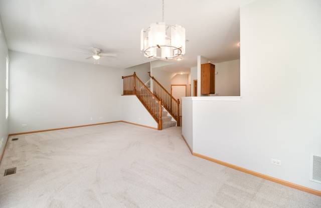24204 WALNUT Circle Gallery 4