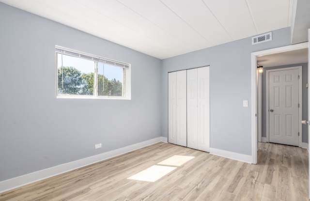 306 Wilson Ave photos photos