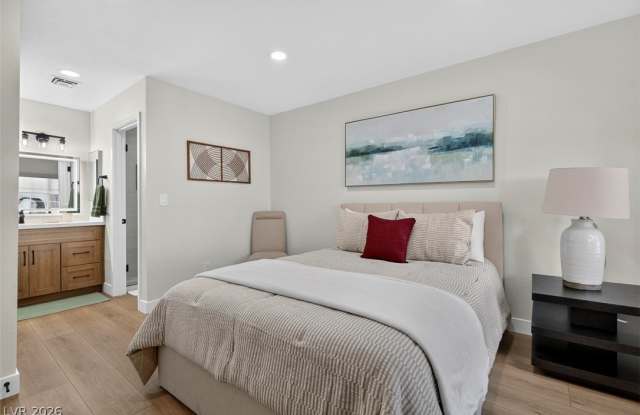 4854 Nara Vista Way Gallery 3