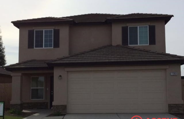 Spacious 3 Bed / 2.5 Bath Home with Solar, Bonus Living Space & Fruit Trees - Makes Perfect Family home! photos photos