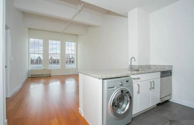 184 Kent Ave photos photos