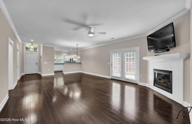 208 Hilliard Court Gallery 3