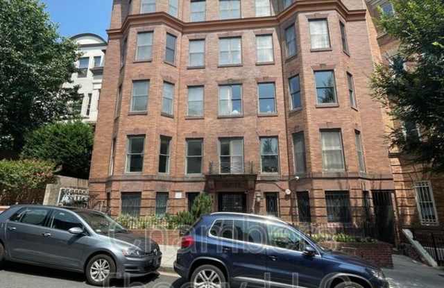 1417 Chapin St NW photos photos