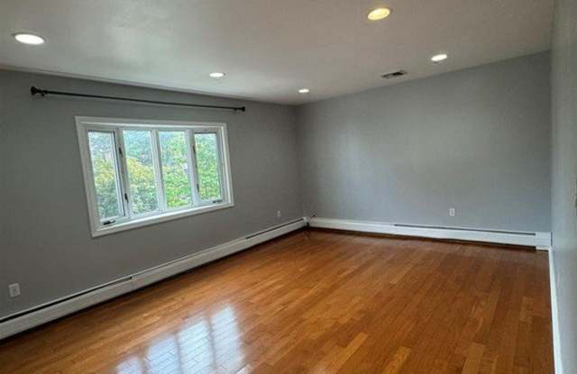 376 Greenmount Avenue photos photos