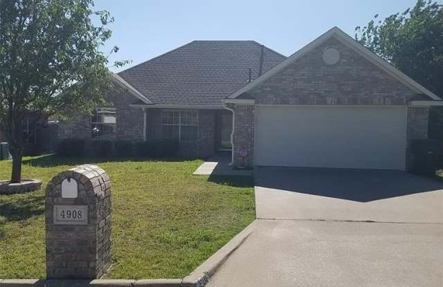 4908 Indio Lane - 4908 Indio Lane, Sherman, TX 75092