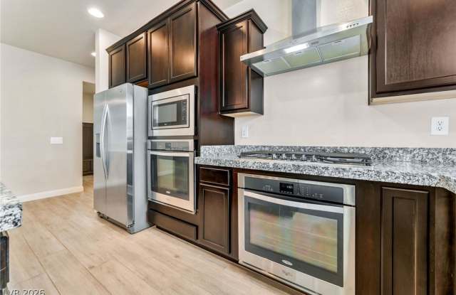 9729 Ponderosa Skye Court Gallery 2