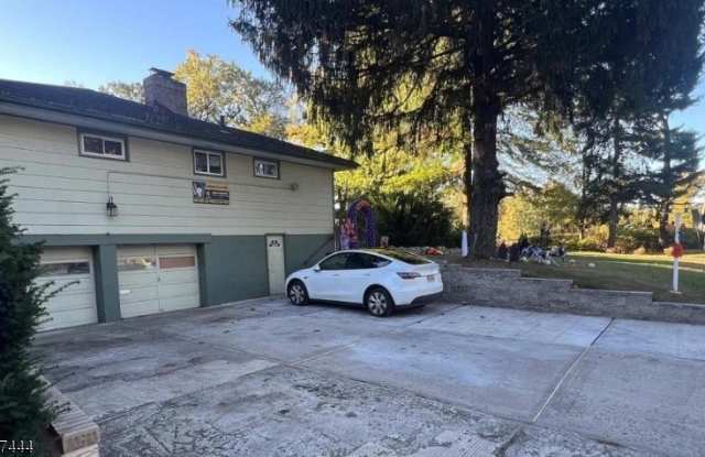 260 North Ave - 260 North Avenue, Union County, NJ 07205