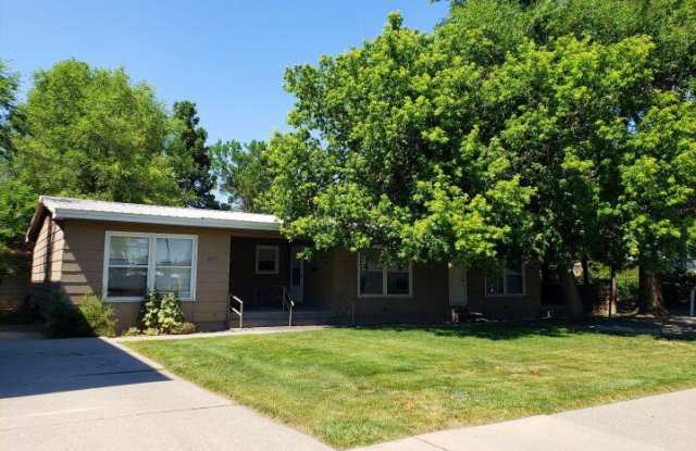 2515 7th Ave No. - 2515 7th Avenue North, Billings, MT 59101 2515 7th Ave No. - 2515 7th Avenue North, Billings, MT 59101