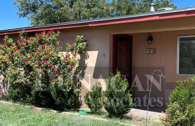 Pet Friendly!! Updated 3 bed, 1 1/5 Bath. photos photos