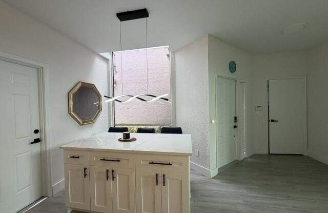 10452 Lake Vista Circle Gallery 4