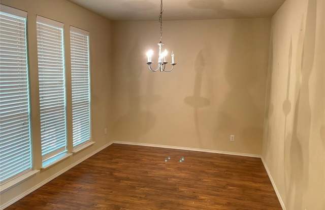 12532 Littlefield Drive Gallery 4
