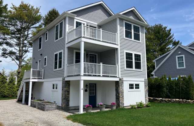 4 Beach Road - 4 Beach Road, Groton Long Point, CT 06340