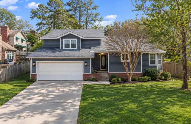 Spacious 4-Bedroom Home in West Little Rock Near Starbucks & The Athletic Club Gallery 1