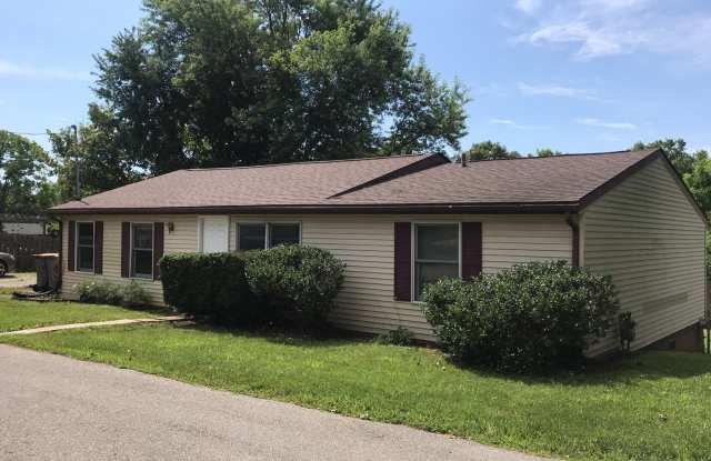 3 Bedroom Ranch Home Avail JULY 2027.   Monthly Rent $1,650 Gallery 3