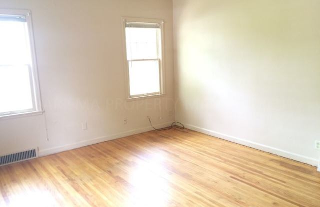 1900 S Prairie Ave Gallery 2